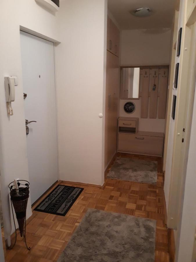 Stan Banjica Lägenhet Belgrad Exteriör bild